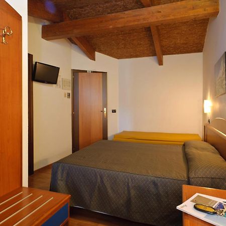 Casa Ferretti Di Ferretti Village Silvi Marina Værelse billede