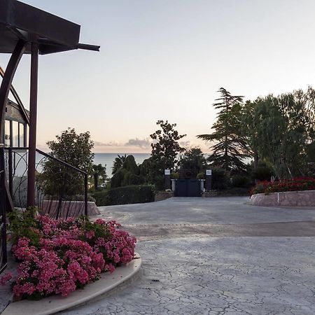 Casa Ferretti Di Ferretti Village Silvi Marina Eksteriør billede