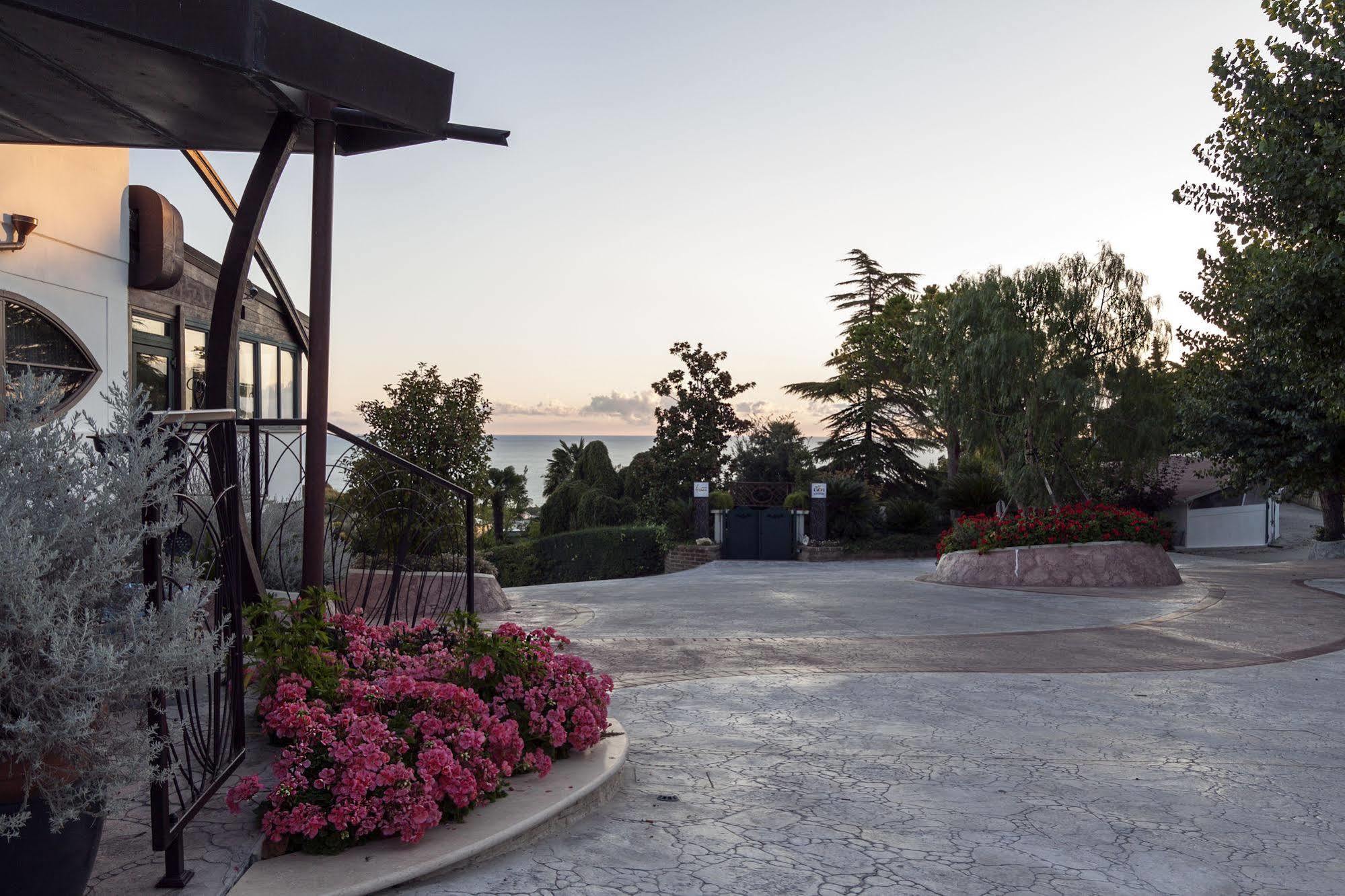 Casa Ferretti Di Ferretti Village Silvi Marina Eksteriør billede